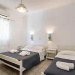 Retreats 1 Paros