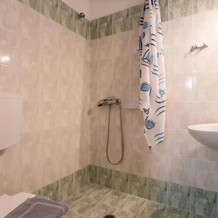 度假居 Retreats 1 Paros