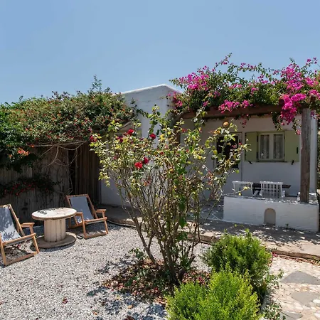 Retreats 1 Paros Isterni (Paros)