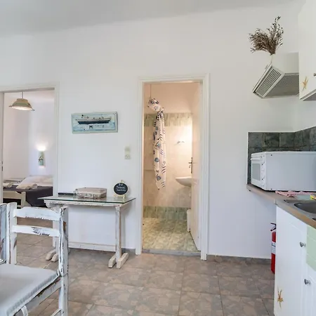Retreats 1 Paros *